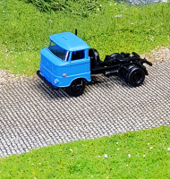 LKW W50 Sattelzugmaschine, Blau