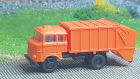 LKW IFA W50 mit Preßmüllaufbau, orange